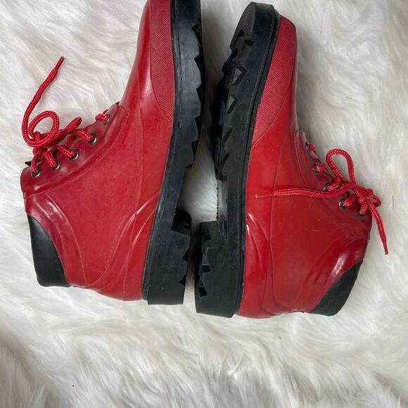 Nine & CO Men red rubber lace up boots with black trim and rubber soles … - Picture 5 of 8